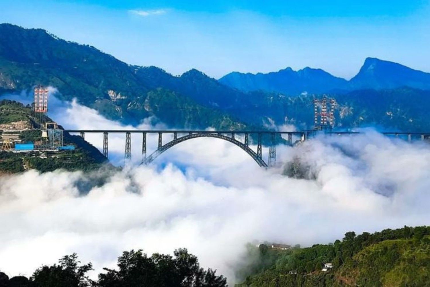 Chenab Rail Bridge Kashmir world’s highest railway bridge view